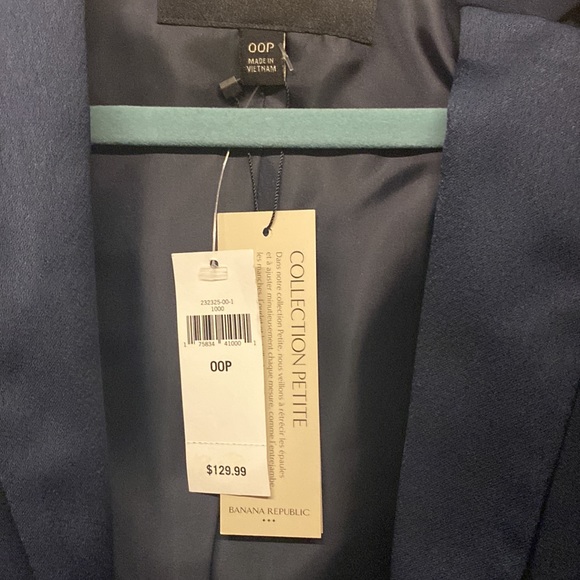 Navy blazer - Banana Republic - Picture 2 of 4